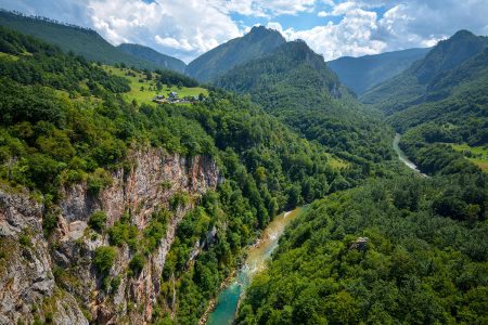 Ultimate Guide to Your Sutjeska National Park Adventure: Hiking & Planning Tips
