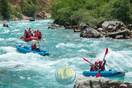 Kanuing aranžman na rijeci Tari