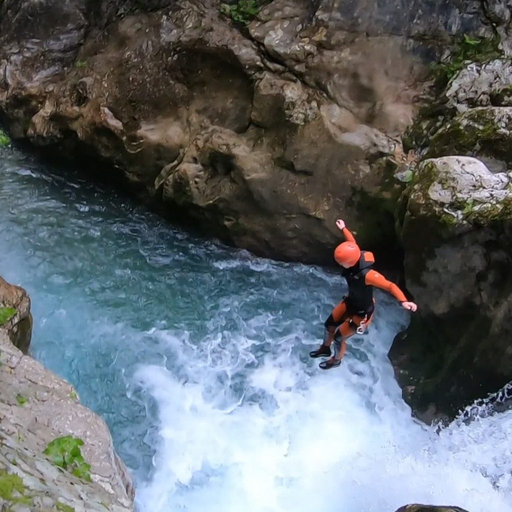 hrcavka canyoning tours